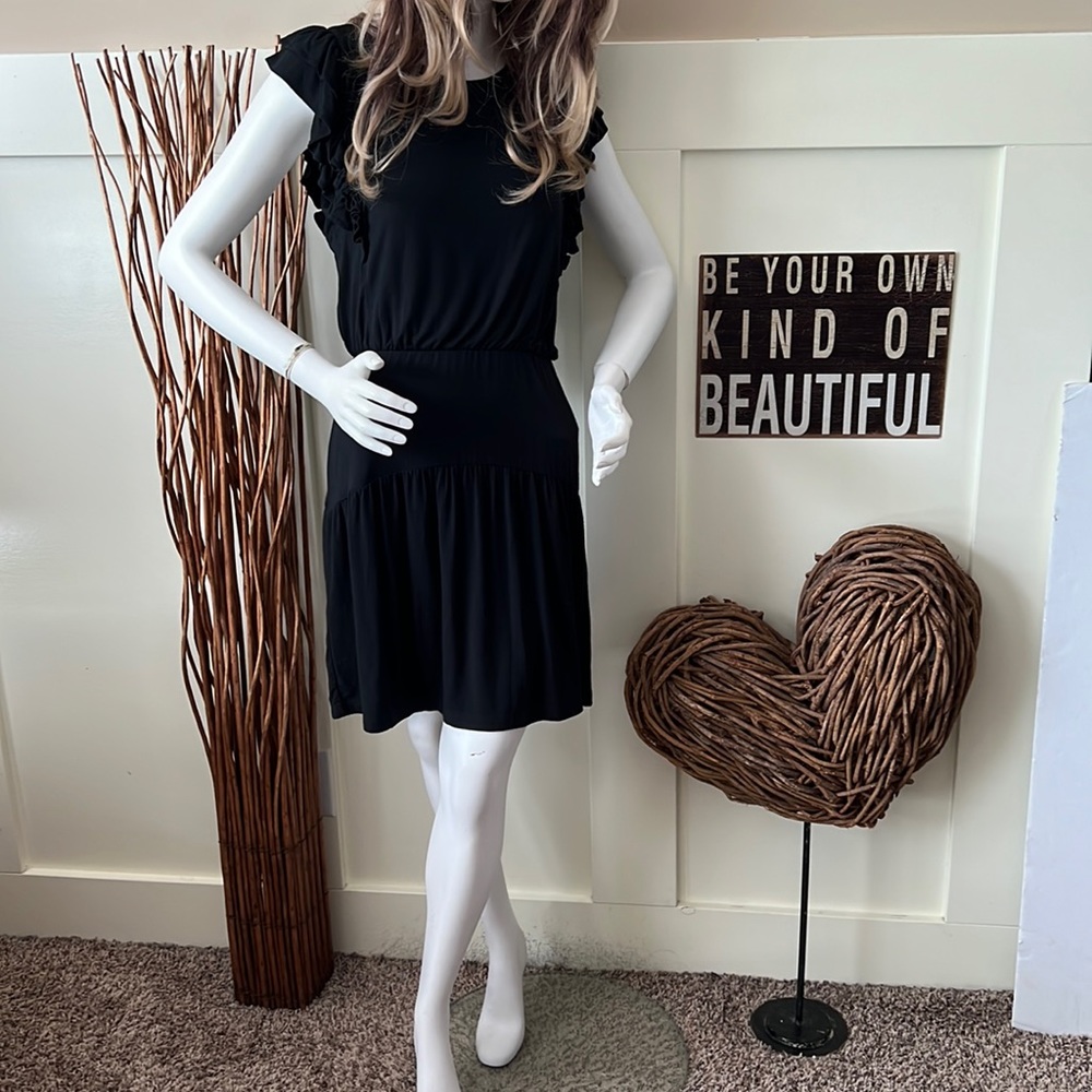 Banana Republic Black Cap Sleeve W/Ruffled Shoulder Dress